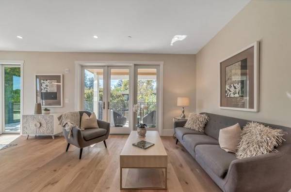 1BR/1BA Apartment on San Carlos Ave · San Carlos photo 2