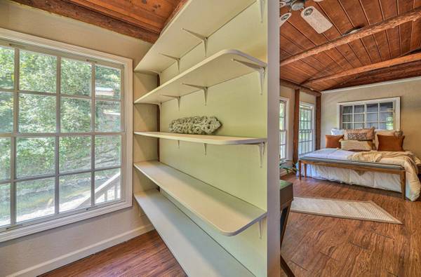 1BR/1BA Single Family House on Allred Ln · Soquel photo 5