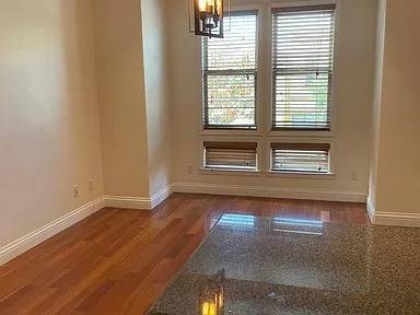 3BR/2BA Single Family House on 11th Ave · San Francisco photo 5