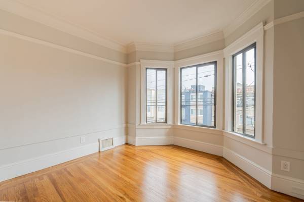 1BR/1BA Apartment on Crowell St · Hempstead photo 2