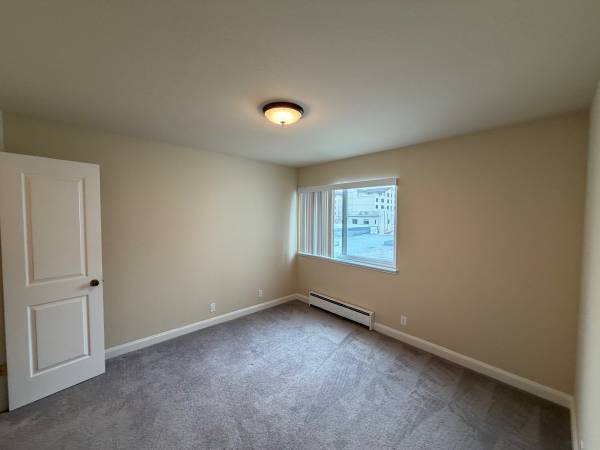 1BR/1BA Apartment on 86th St · Woodhaven photo 4