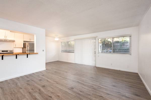 Apartments on Merrydale Rd1 · San Rafael photo 3