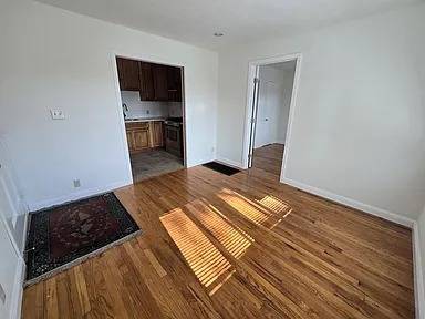 1BR/1BA Duplex on Martin Luther King Jr Way · Berkeley photo 2