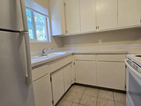 Apartments on Malone Rd · San Jose photo 4