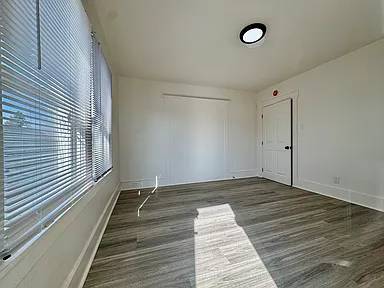 3BR/2BA Single Family House on 30th Street · Oakland photo 4