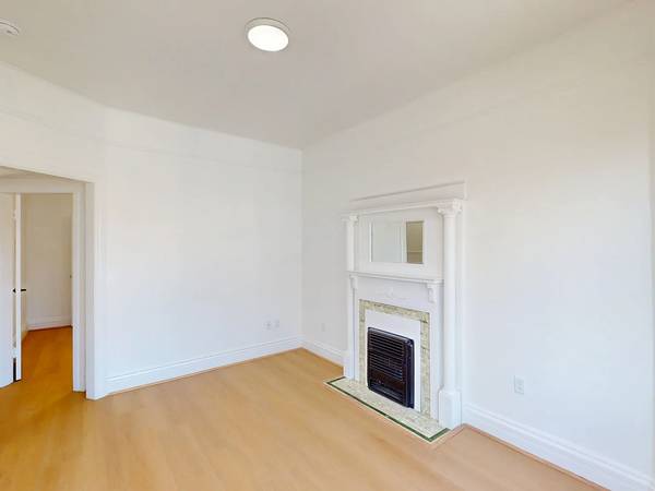 1338 Stevenson photo 5