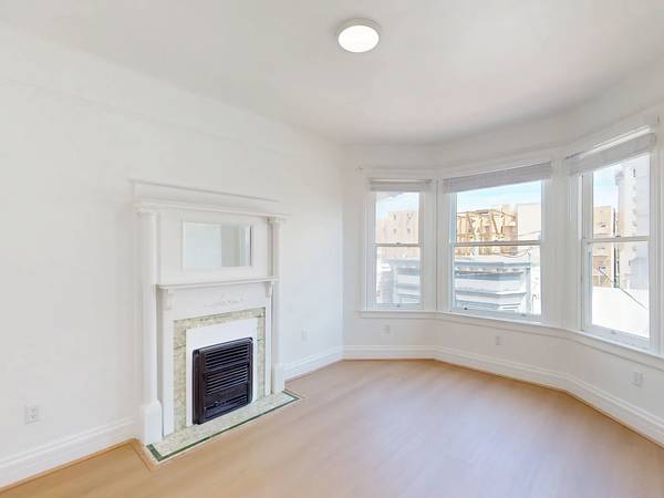 1338 Stevenson photo 3