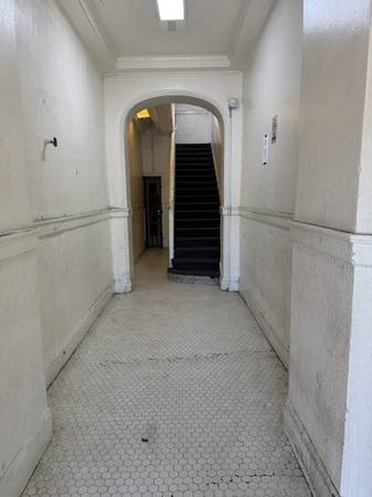 1BR/1BA Apartment · Oakland photo 4