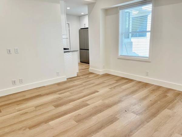 Apartments at 1740 Broadway photo 2