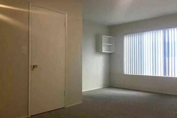 Apartments on S 11th St · San Jose photo 4