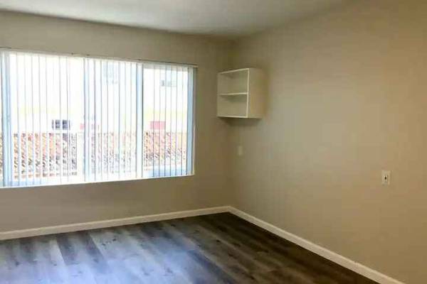 Apartments on S 11th St · San Jose photo 5