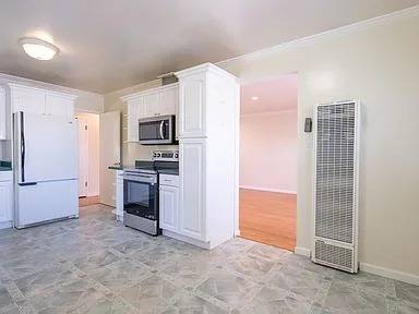 Houses on Colegrove St · San Mateo photo 3