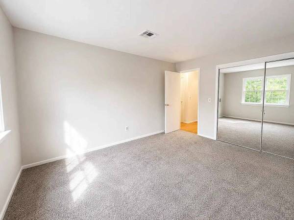 1BR/1BA Apartment · Rohnert Park photo 3