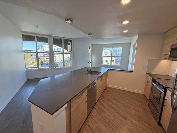 Apartments on Winslow Street · Redwood City
