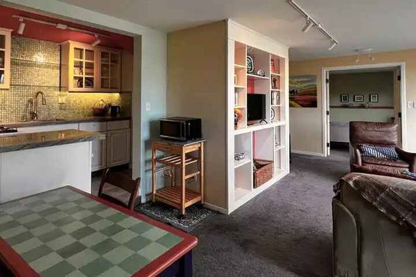 Apartments on Almonte Blvd · Mill Valley photo 3