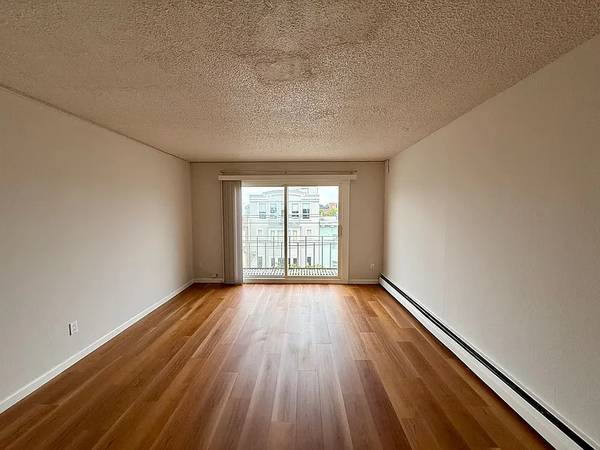 Apartments on 24th Ave Unit 301 · San Francisco photo 2