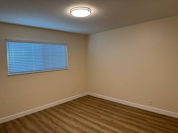 2BR/1BA Apartment on Pacific Avenue · Alameda photo 3