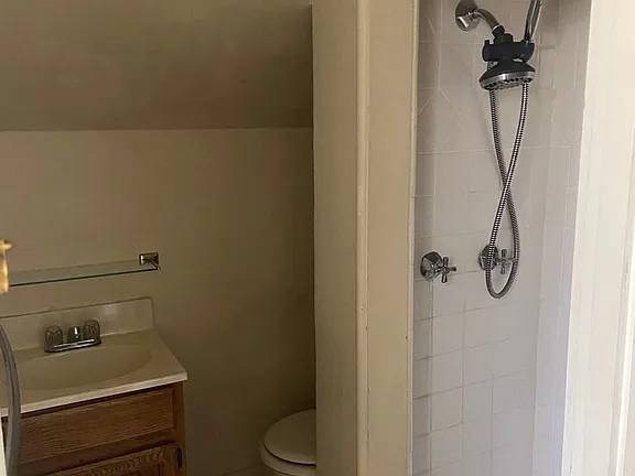 Apartments on B St · Petaluma photo 3