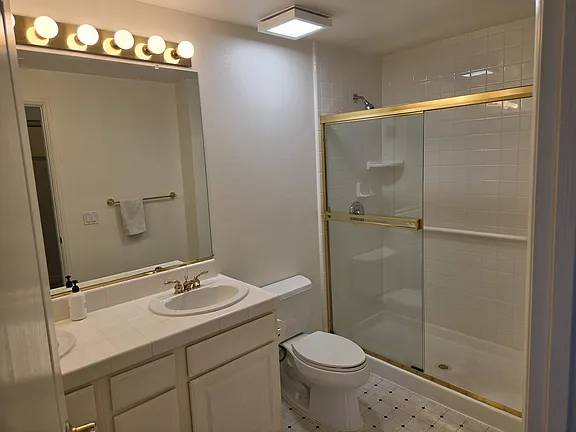 860 Meridian Bay Ln Foster City, CA 94404 photo 5