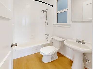 1536 Great Hwy photo 4