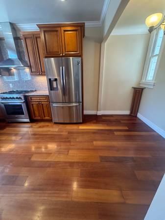3BR/2BA Flat on 18th Street · San Francisco photo 3