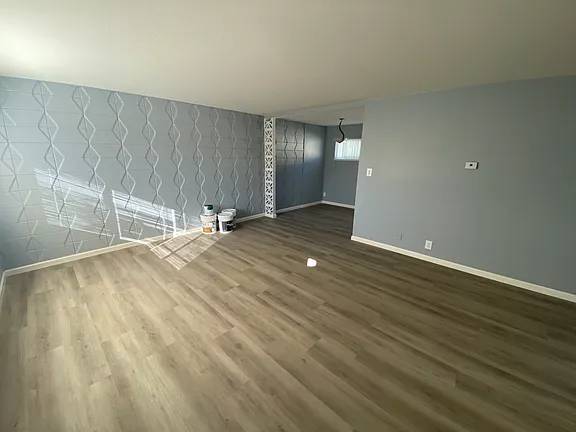 Apartments on Regent Street · Redwood City photo 2