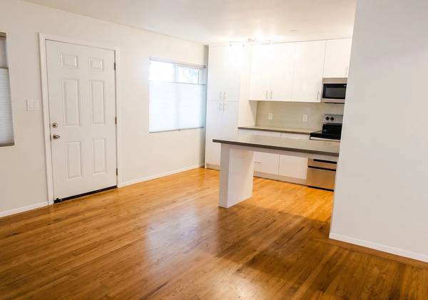 1BR/1BA Apartment on Macarthur Blvd · Oakland