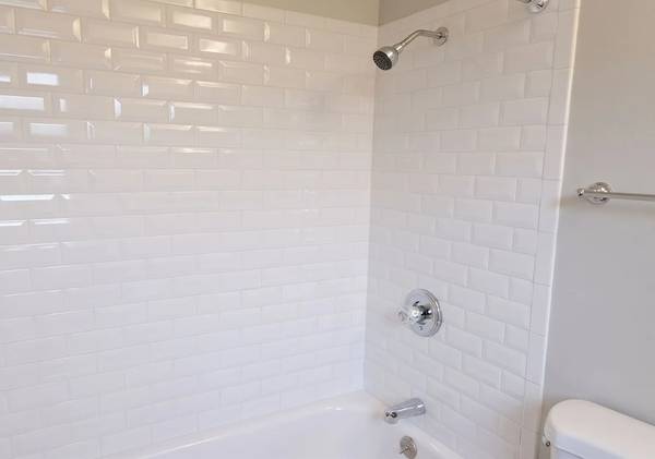 1BR/1BA Apartment on Macarthur Blvd · Oakland photo 4