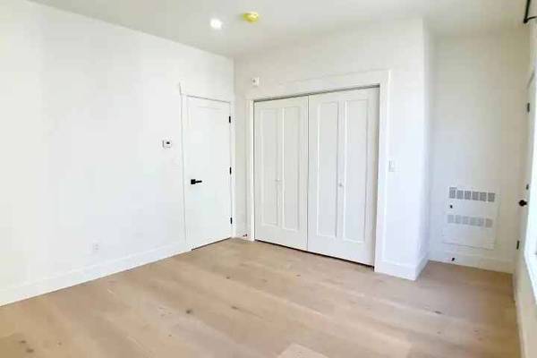 2BR/2BA In Law Adu on Shelbourne Ave · Daly City photo 2