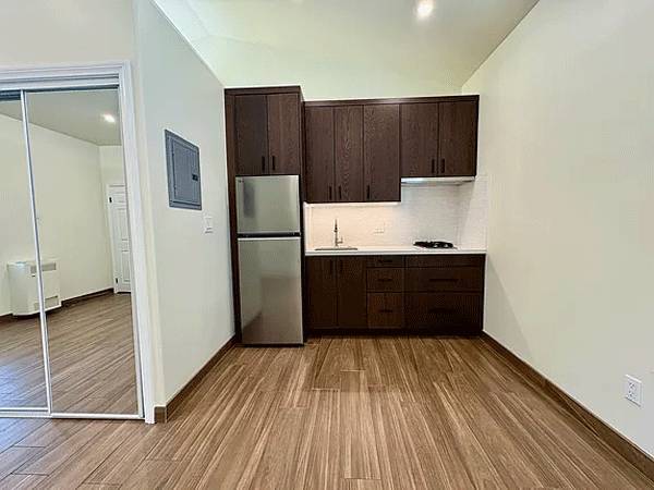 1BR/1BA Apartment · San Leandro photo 3