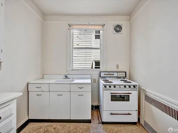 1BR/1BA Single Family House on Greenwich St · San Francisco photo 4