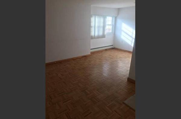2BR/1BA Apartment on Riverside Ave · Santa Cruz photo 5