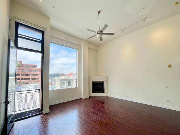 200 Townsend St San Francisco, CA 94107 photo 2