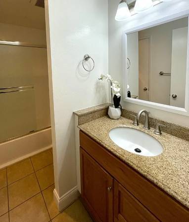 1BR/1BA Apartment · Campbell photo 4