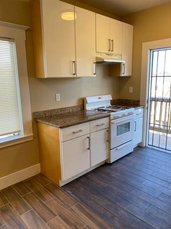 Apartments on 34th St · Emeryville photo 2