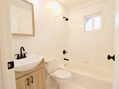 1BR/1BA Apartment · San Francisco photo 3