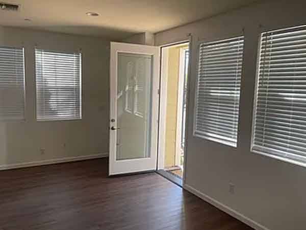1BR/1BA Apartment · Astoria photo 2