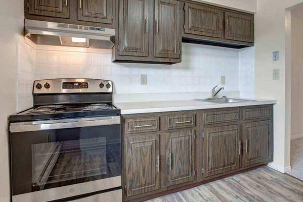 1BR/1BA Apartment · Astoria photo 3