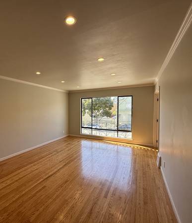 Spacious And Bright 1br/1ba Unit In The Mission! Laundry! Parking! Progressive photo 4