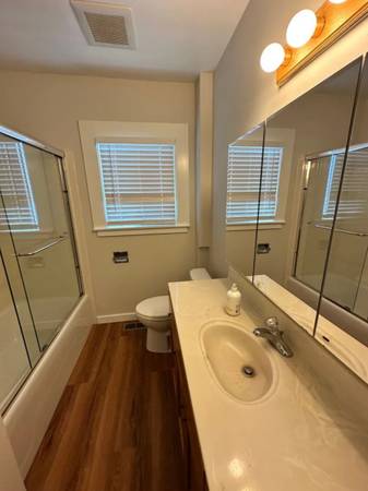 2BR/1BA Single Family House · Berkeley photo 4