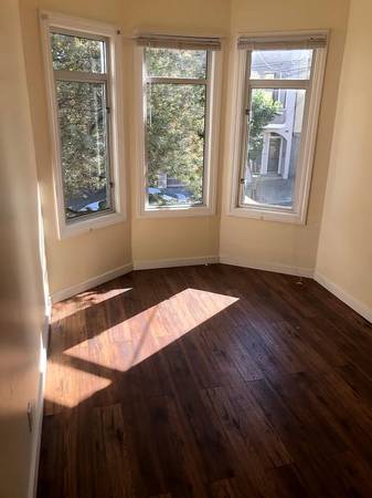 30 Elizabeth St San Francisco, CA 94110 photo 2