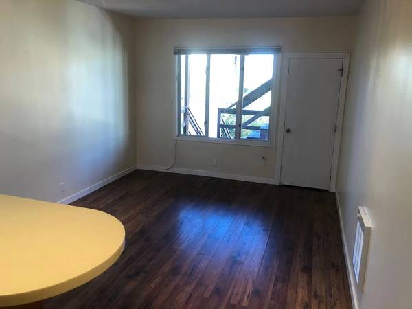 30 Elizabeth St San Francisco, CA 94110 photo 4
