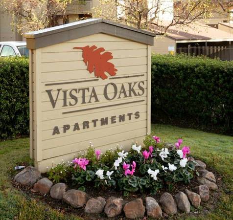 Apartments on Vista Oaks Drive · Martinez photo 4