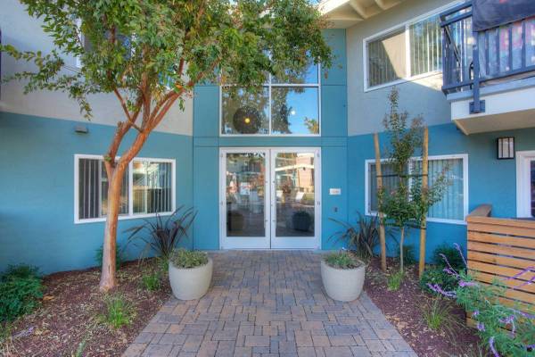 Apartments on Ygnacio Valley Rd · Walnut Creek photo 5