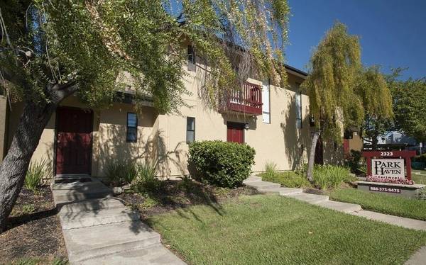 Apartments on Fairfield Ave · Fairfield photo 4