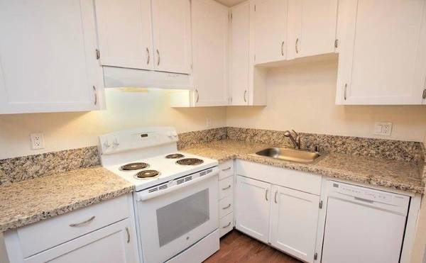 Apartments on Fairfield Ave · Fairfield photo 2