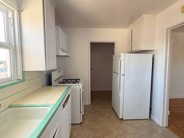Apartments on Grant Ave · Richmond photo 2