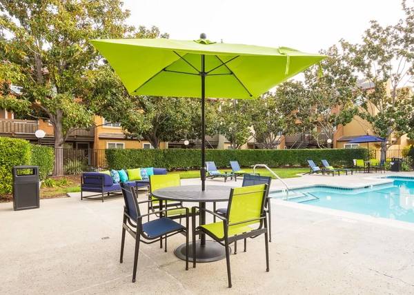 Apartments on Monroe Ave · Fremont photo 3