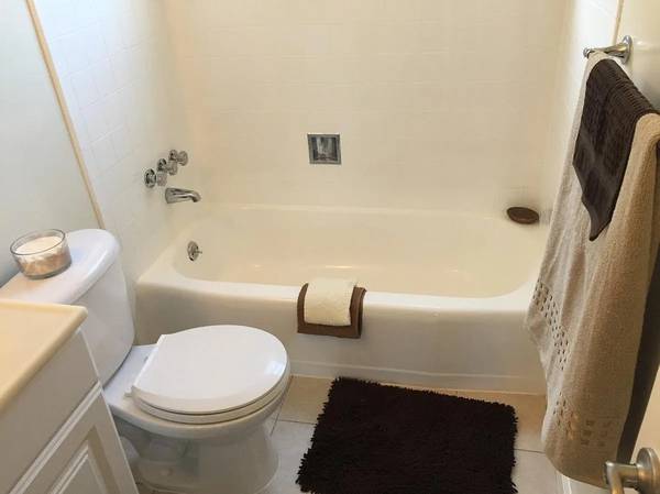 1BR/1BA Apartment on Latham Street · Mountain View photo 5