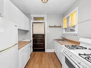 1BR/1BA Apartment on Chauncey Ave · New Rochelle